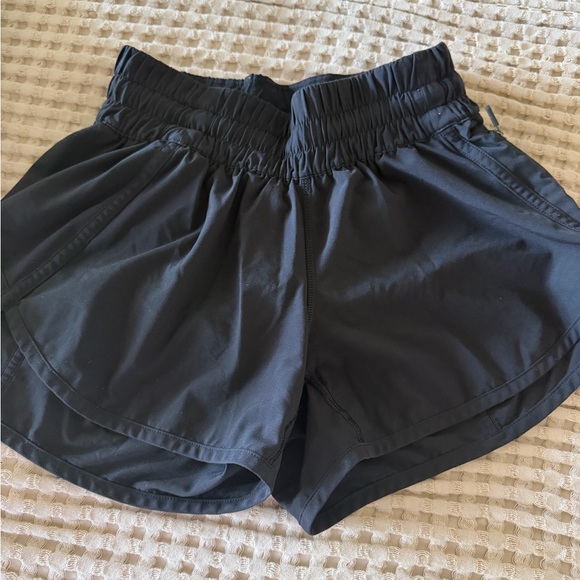 lululemon athletica Pants - lululemon athletica Black Ruched Waist Athletic Shorts